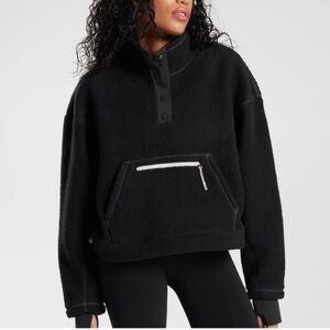 GymShark - PAUSE BORG PULLOVER